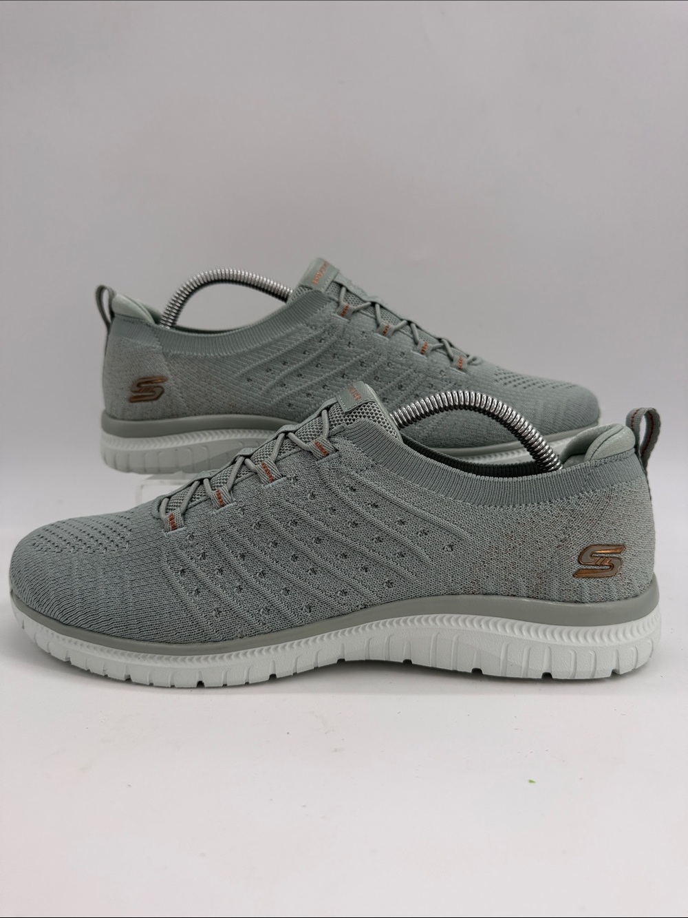 Skechers Virtue Copper Dream Slip Women's Size 10 Sneakers Shoes